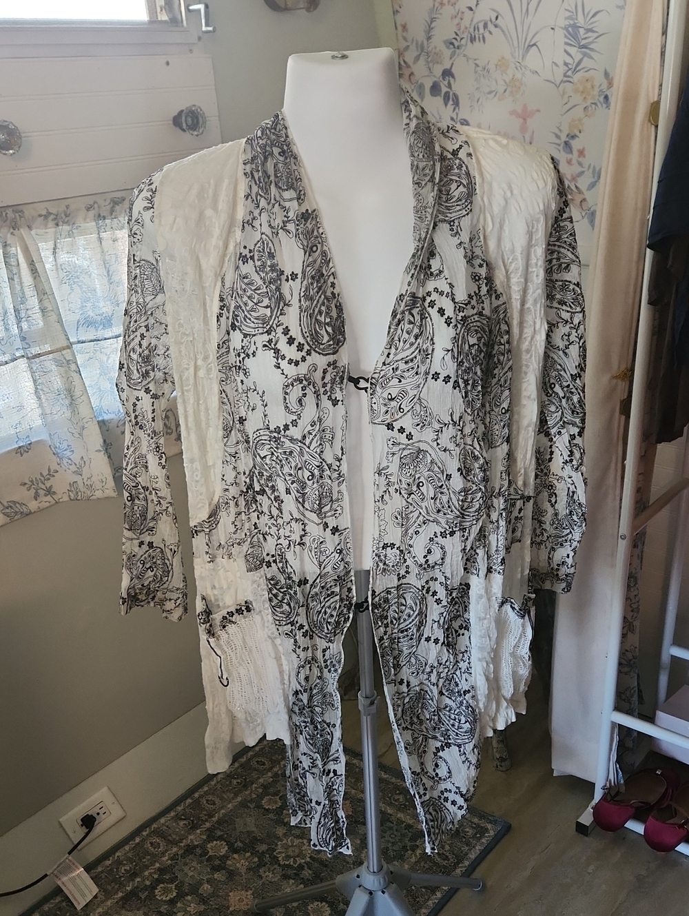 Women's Black and White Paisley Blouse
